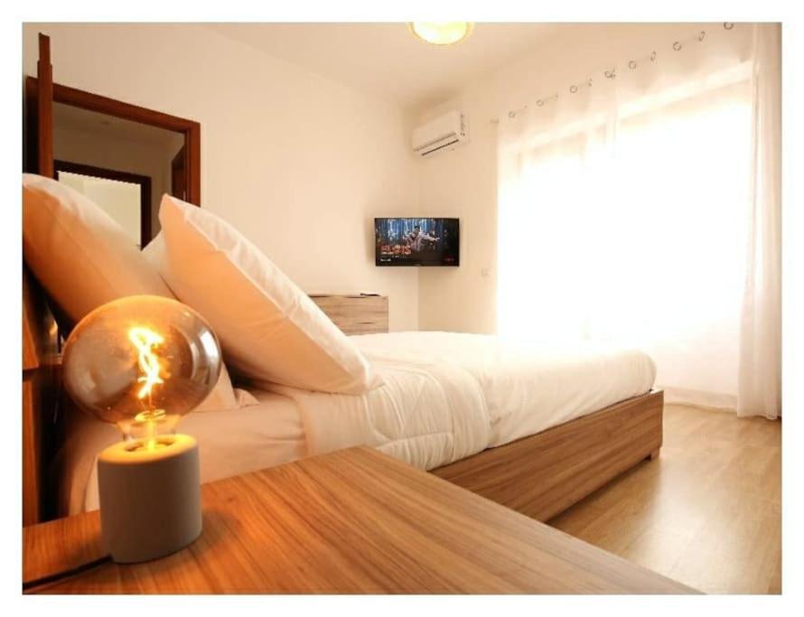 Cozy Coastal Gateway Apartment ลิโด ดิ ออสเตีย ภายนอก รูปภาพ